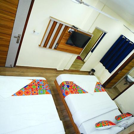 Hotel Delhi Darshan Deluxe-By Rsl Hospitality Nova Deli Exterior foto