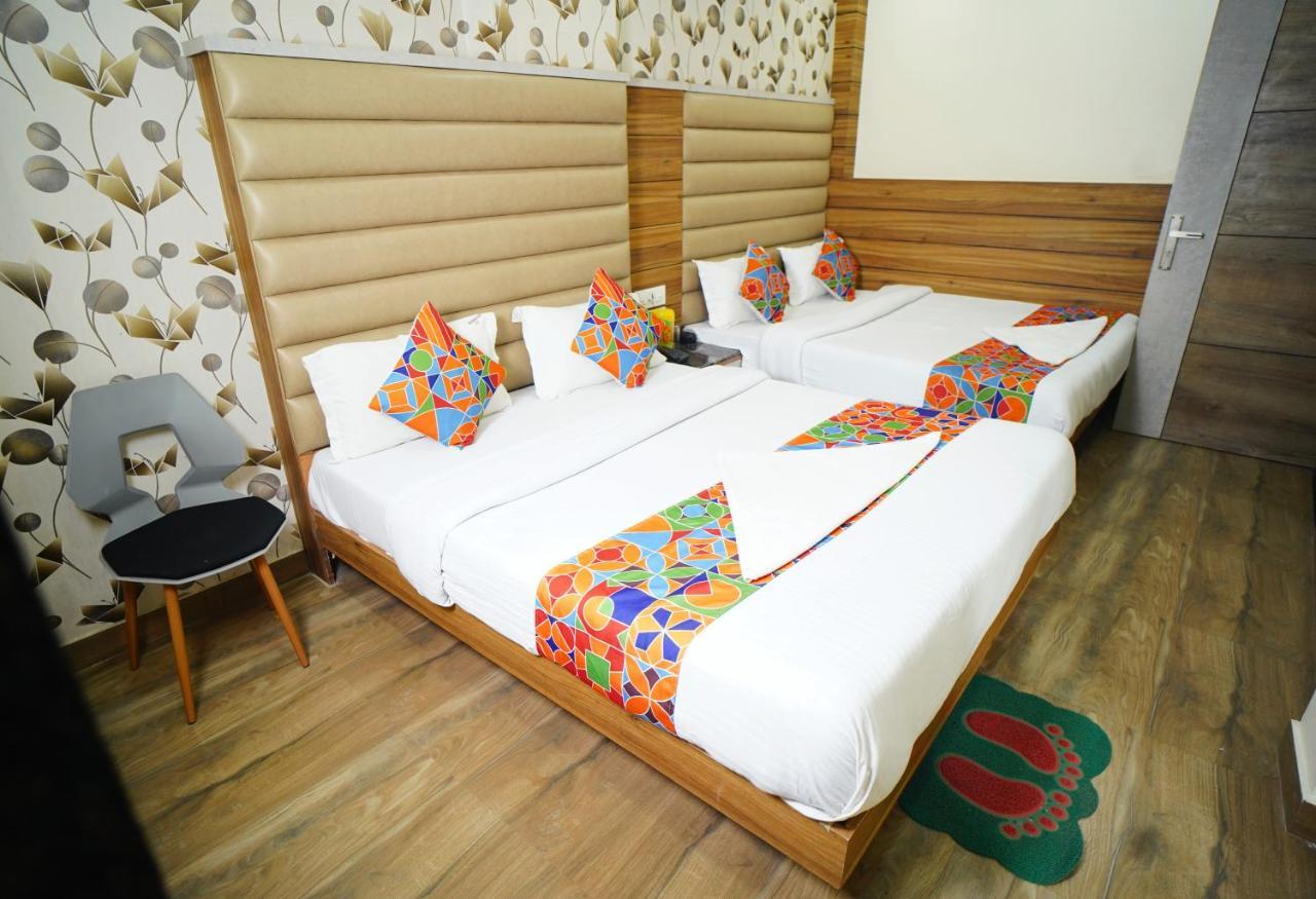 Hotel Delhi Darshan Deluxe-By Rsl Hospitality Nova Deli Exterior foto